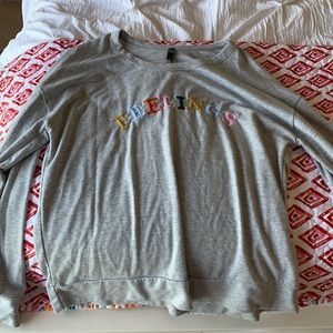 Long sleeve Grey Top!!